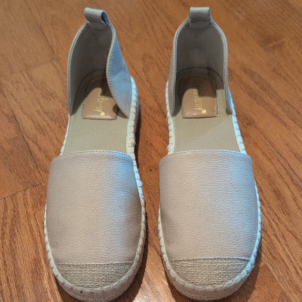 Alexis Leroy espadrilles